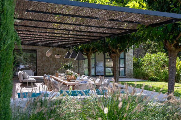 Bastide_marius_exterieur_convivial_vence