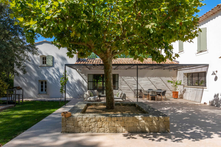 Exterieur_terrasse_bastide_marius_Vence_vacances