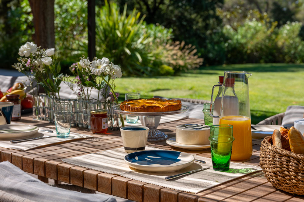 Exterieur_convivial_bastide_marius_Aix_en_provence